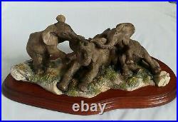BORDER FINE ARTS, BABY ELEPHANTS, RW60, 1995. Original, Boxed, Very Rare, Mint