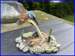 BORDER FINE ARTS KINGFISHER FIGURINE MODEL No. RB10 by Ray Ayres