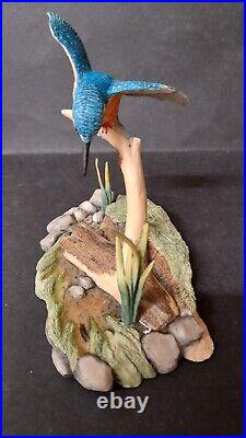 BORDER FINE ARTS KINGFISHER FIGURINE MODEL No. RB10 by Ray Ayres X1