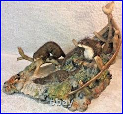 BORDER FINE ARTS Otter & Family Figurine Ltd Edition 110/850 Mairi Laing Hunt
