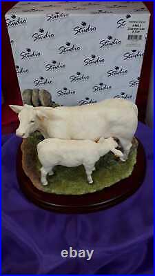 Border Fine Arts A9631 Charolais Cow & Calf