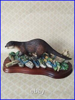 Border Fine Arts B0858 Along The Shoreline Otter Figurine Hand Made In Scotland