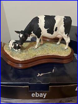 Border Fine Arts BO309 Dairy Cow And Calf Figure Boxed