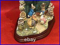 Border Fine Arts Beatrix Potter Ginger And Pickles Figure Beswick Peter Rabbit