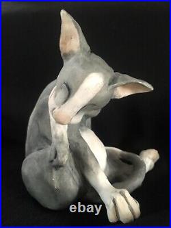 Border Fine Arts Enesco sphynx Siamese cat Ornament Grey Cat Grooming Itself