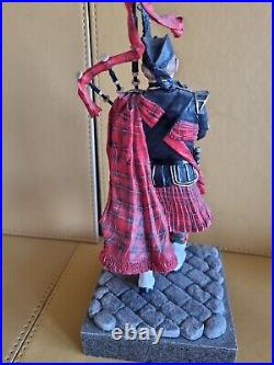 Border Fine Arts Figurine 11The Piper B1020 2006 Vgc