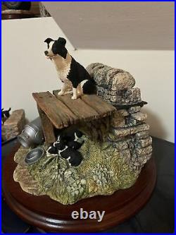 Border Fine Arts Figurine BO275 In Tbe Shade Collie Dog And Puppies
