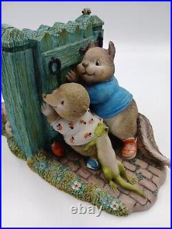 Border Fine Arts Oliver Otter & Friends Figurine Not Beatrix Potter Bookends