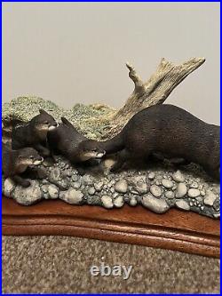 Border Fine Arts Otter Family Keeping Up Figurine 1998 B0333 Limited Edition