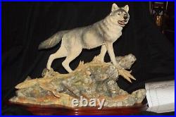 Border Fine Arts STW07 Pack Leader Wolf (large Size) Modeller Richard and papers