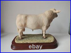 Border Fine Arts Sculpture Charolais bull 1060/1500 with box cow