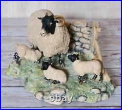 Border Fine Arts Spring Lambing Swaledale Ewe & Lambs No. JH6 by Ray Ayres 1985