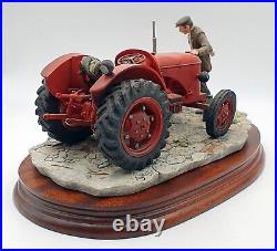 Border fine arts figurine Kick start Farmer & tractor with dog Mint/boxed