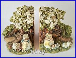 Brambly Hedge Border Fine Arts Poppy and Babies Bookends BHB01