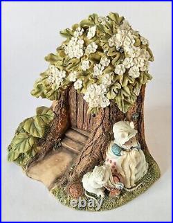 Brambly Hedge Border Fine Arts Poppy and Babies Bookends BHB01