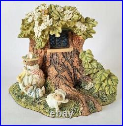 Brambly Hedge Border Fine Arts Poppy and Babies Bookends BHB01