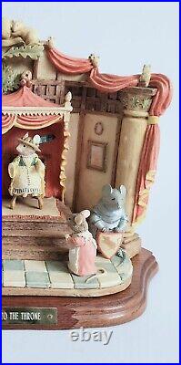 Brambly Hedge Border Fine Arts Pretenders To The Throne Tableau B0909 Signed