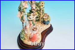 Brambly Hedge Border Fine Arts Tableau Summer Boxed