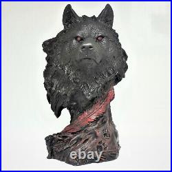 Handmade wolf figure made of specially designed crystal