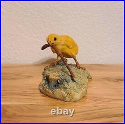 Lowell Davis Fowl Play 1978 Figurine Chick Pulling Worm Border Fine Arts