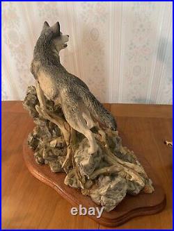 Wolf Ornament Border Fine Arts PACK LEADER STW0758007